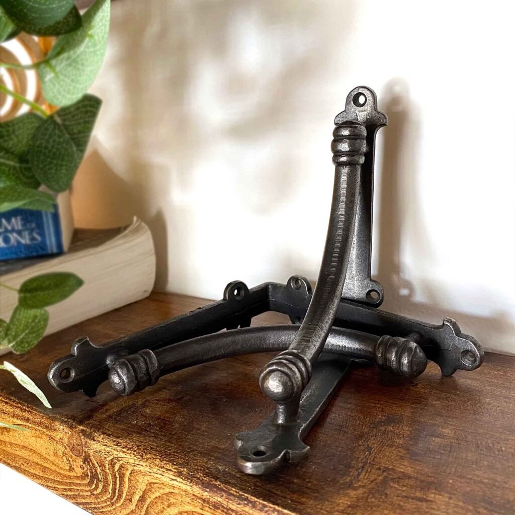 Albian solid cast ironn shelf bracket