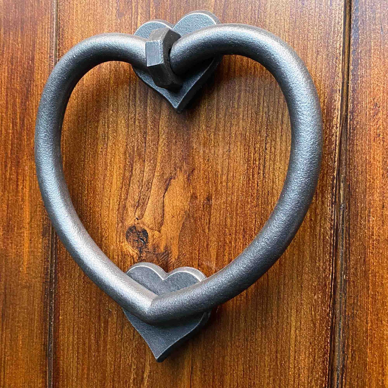 door knocker